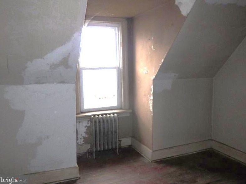 236 Hortter St, Philadelphia PA  19119-2204 exterior