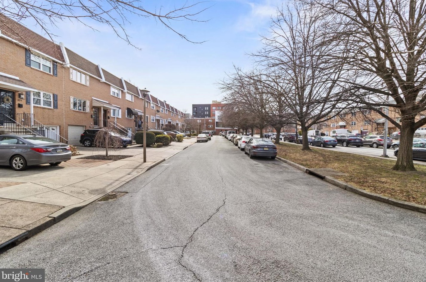 825 N 6th St, Philadelphia, PA 19147