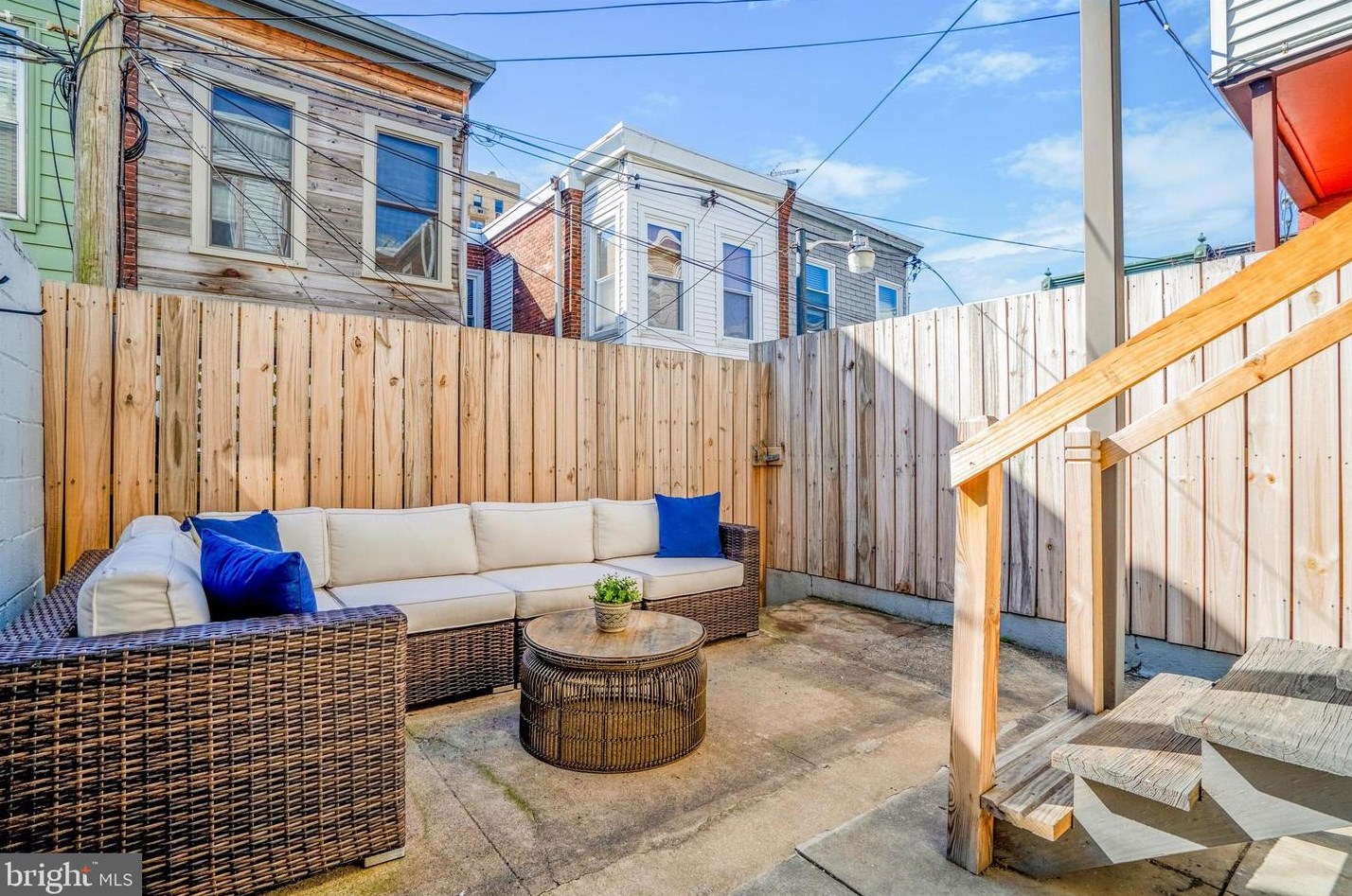 2618 Swain St, Philadelphia PA  19130-2407 exterior
