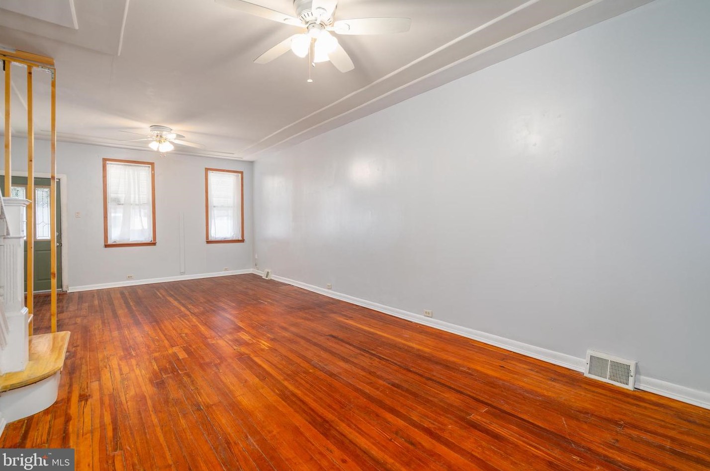 3574 Thompson St, Philadelphia PA  19134-5404 exterior