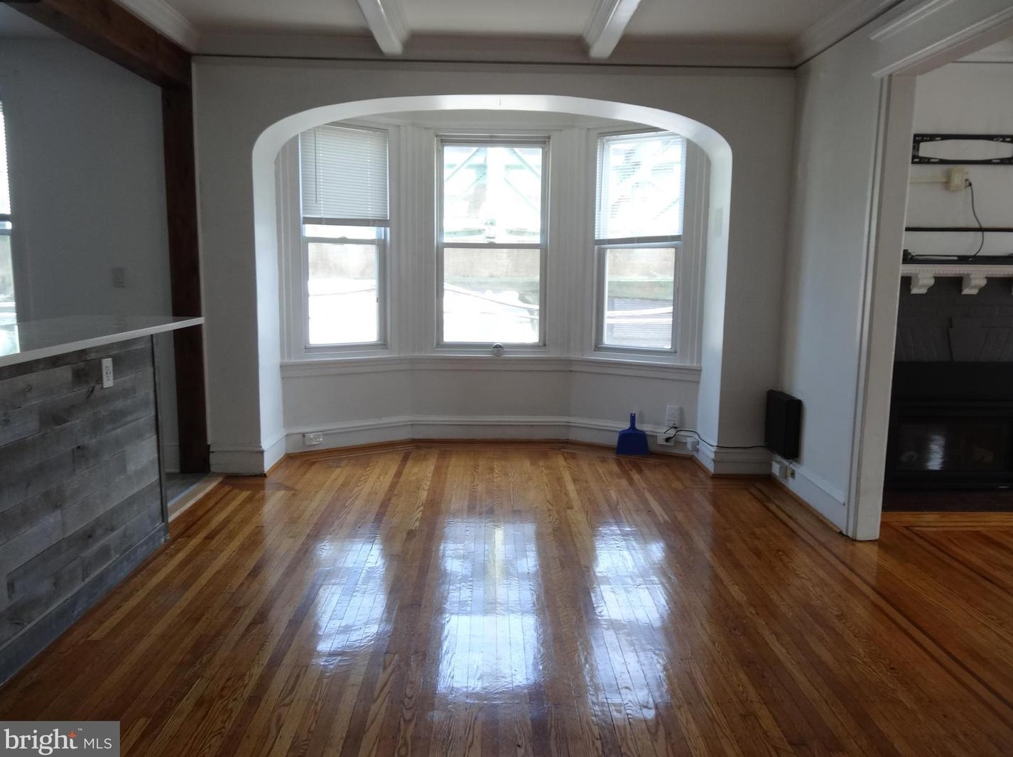 114 Levering St #2nd Floor, Philadelphia, PA 19127