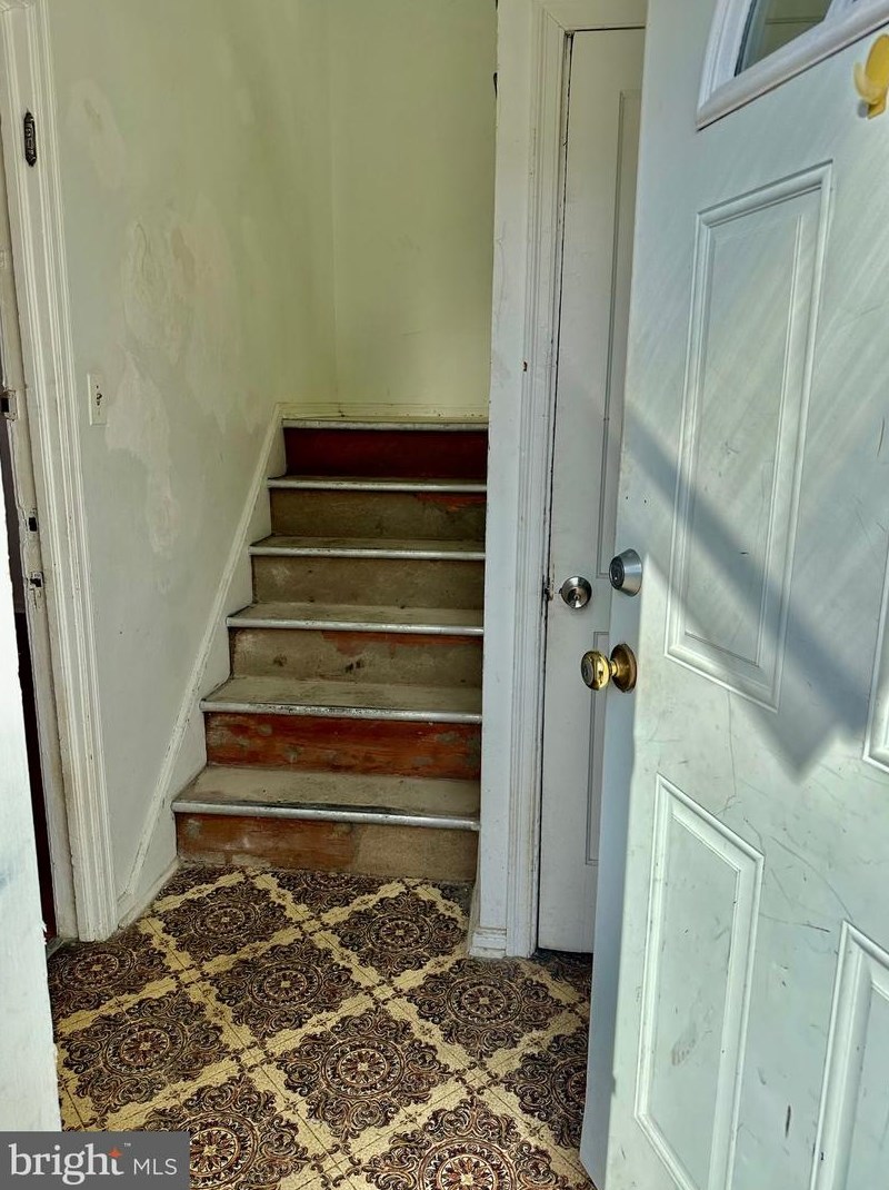 7034 Rutland St, Philadelphia, PA 19149