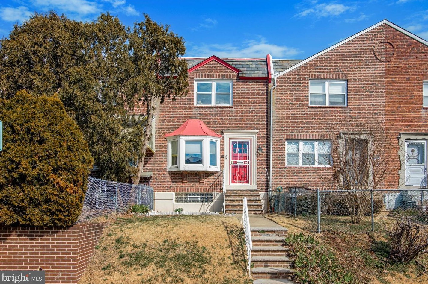 7731 Gilbert St, Philadelphia, PA 19150