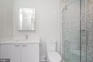 2002 Renaissance Walk, Philadelphia, PA 19145 - Photo 44