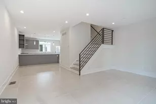 2002 Renaissance Walk, Philadelphia, PA 19145 - Photo 26