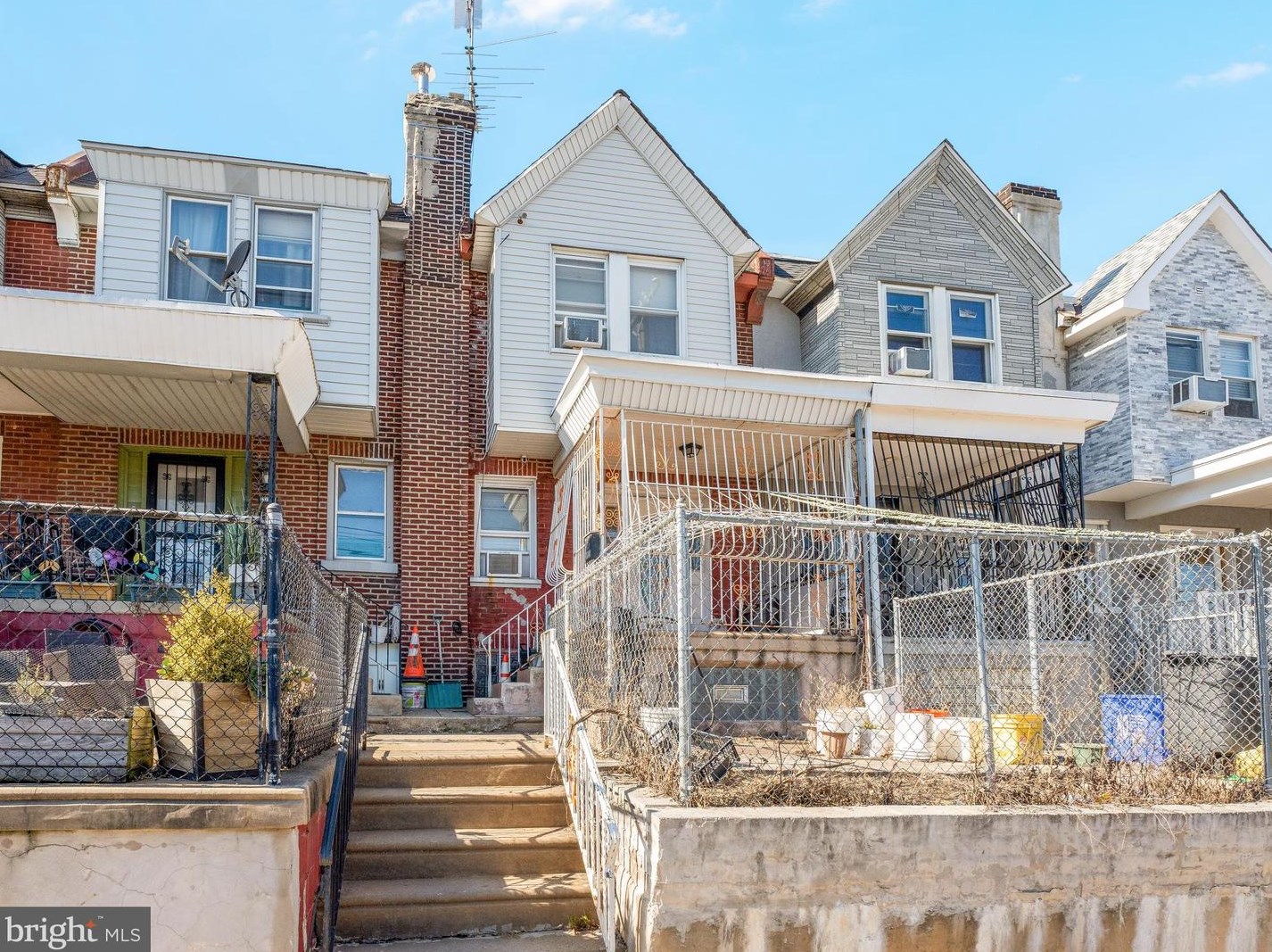 4044 O St, Philadelphia, PA 19124-5305