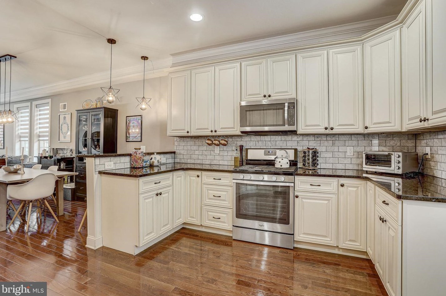 641 Morris St, Philadelphia PA  19148-1201 exterior