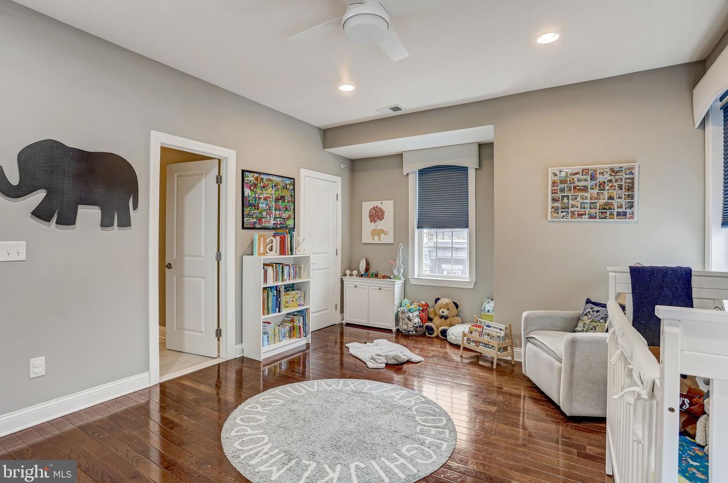 641 Morris St, Philadelphia PA  19148-1201 exterior