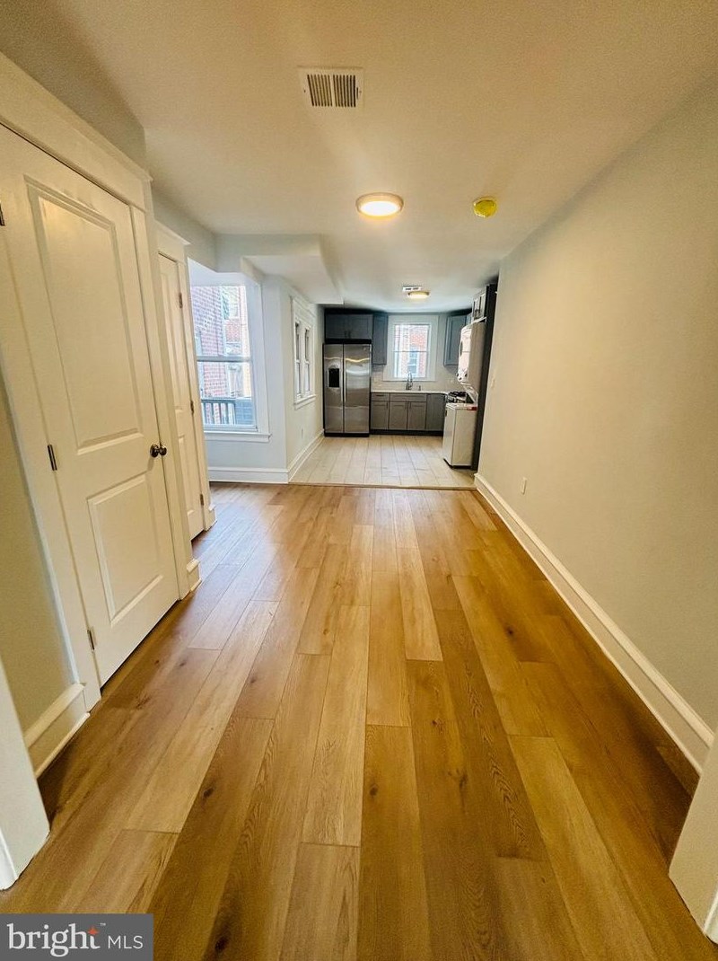 577 Rosalie St, Philadelphia PA  19120-1234 exterior