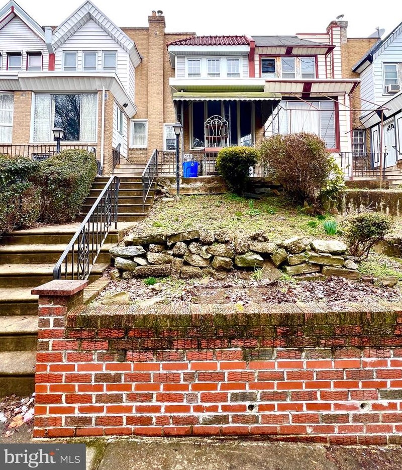 5771 Haddington Ln, Philadelphia, PA 19131