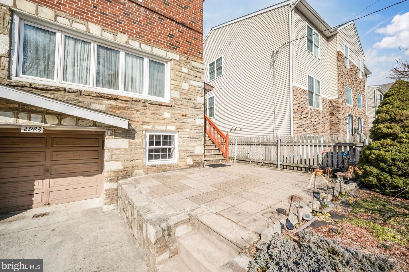 2988 Welsh Rd, Philadelphia, PA 19152-2121