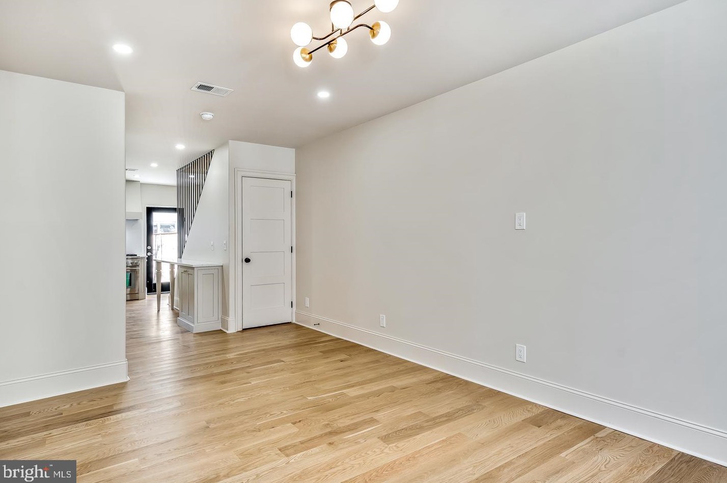 1456 Wilt St, Philadelphia PA  19125-2711 exterior