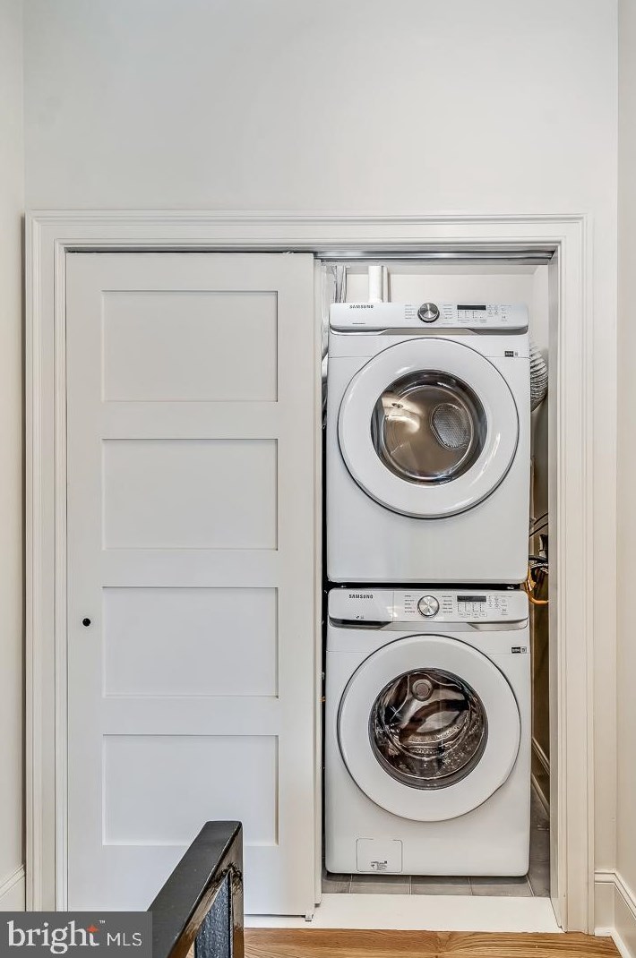 1456 Wilt St, Philadelphia PA  19125-2711 exterior