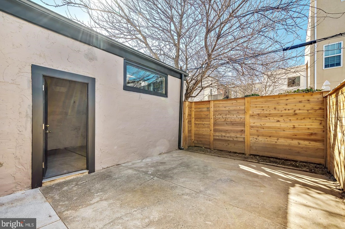 1456 Wilt St, Philadelphia PA  19125-2711 exterior