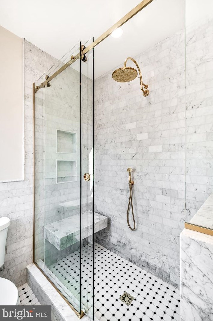 1456 Wilt St, Philadelphia PA  19125-2711 exterior