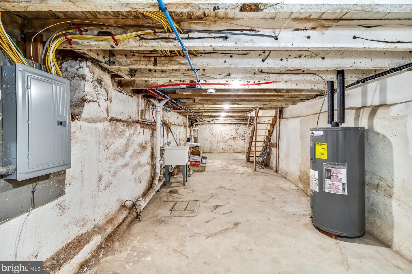 1456 Wilt St, Philadelphia PA  19125-2711 exterior