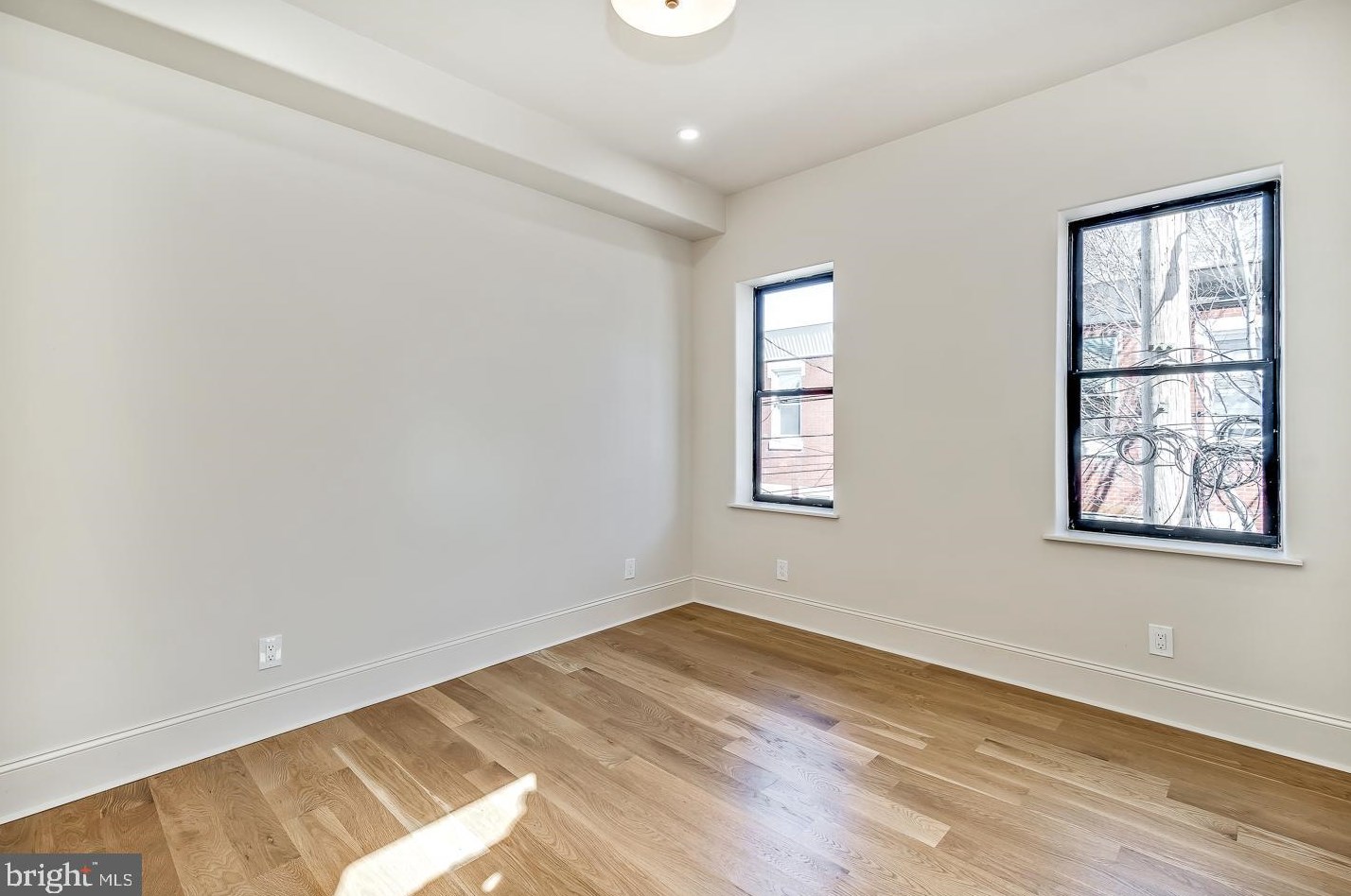 1456 Wilt St, Philadelphia PA  19125-2711 exterior