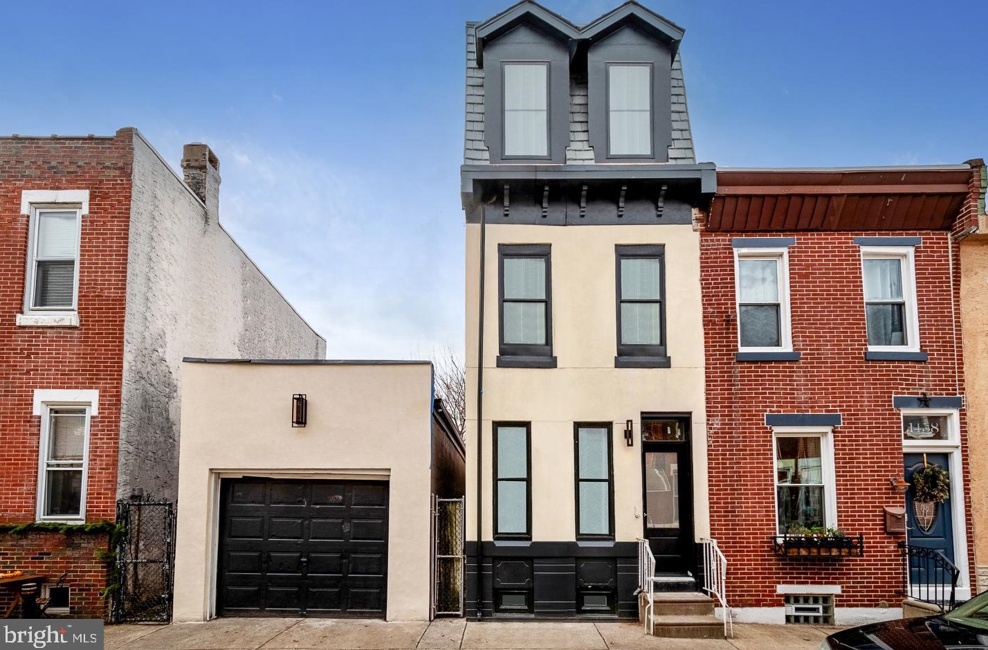 1454 Wilt St, Philadelphia PA  19125-2711 exterior