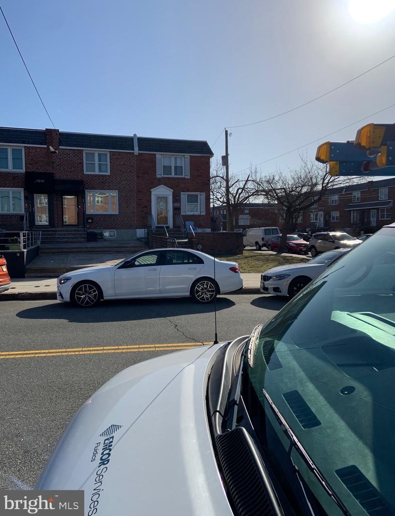 1642 Forrestal St, Philadelphia, PA 19145-5803