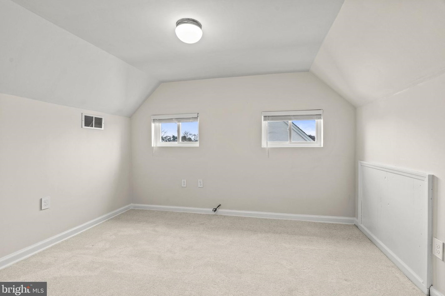 6962 Pawling St, Philadelphia PA  19128-4423 exterior