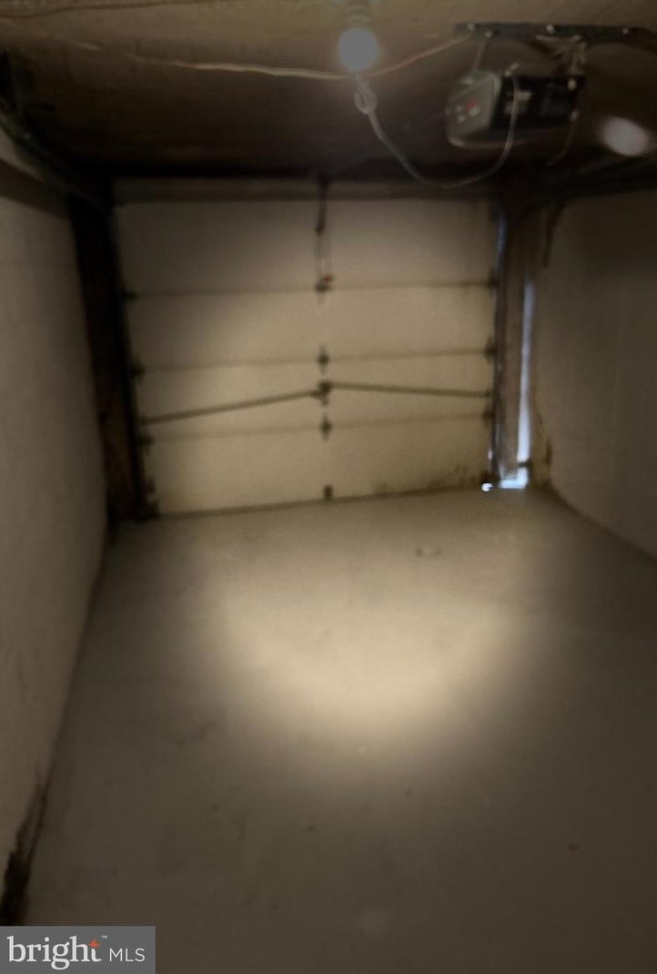 7619 Wyndale Ave, Philadelphia PA 19151-2707 exterior