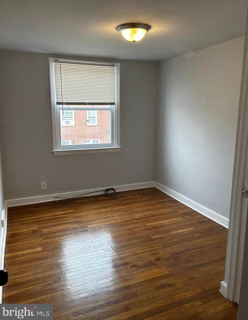 7619 Wyndale Ave, Philadelphia PA 19151-2707 exterior