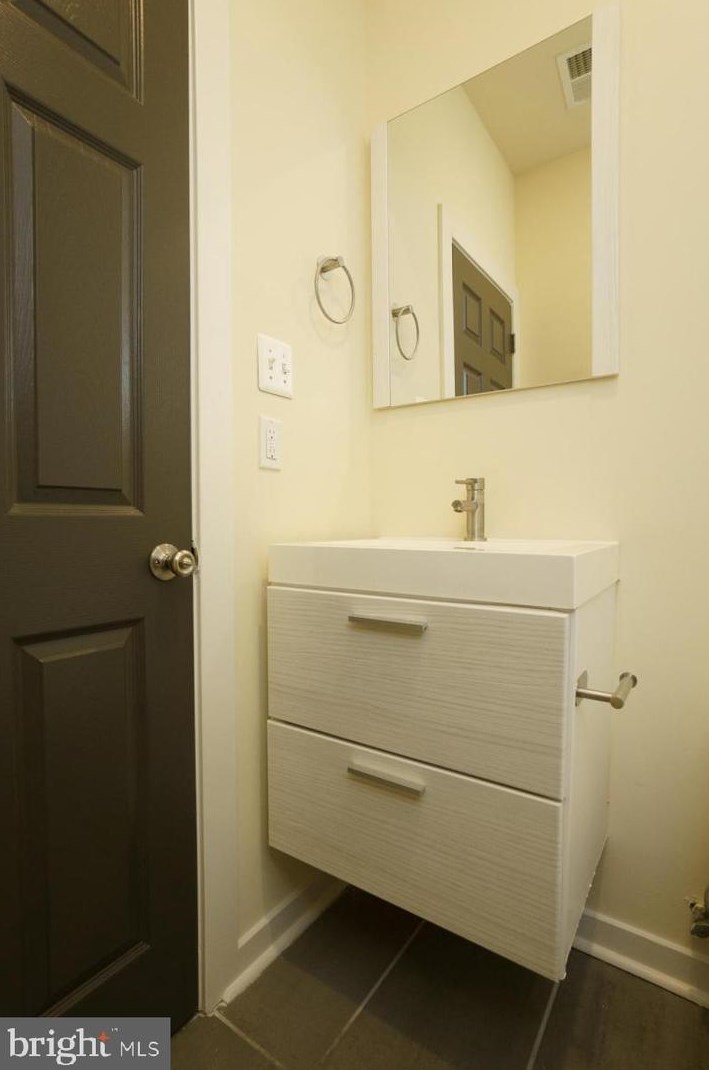 5426 Chancellor St #4, Philadelphia, PA 19139
