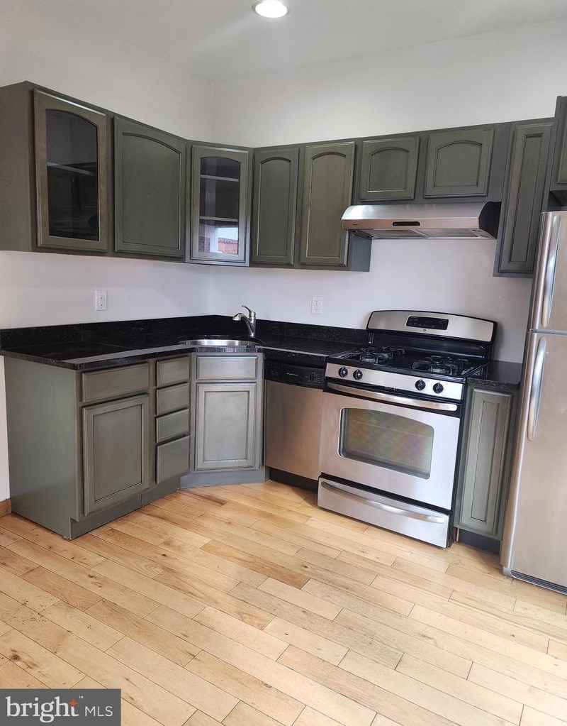 1426 Shunk St, Philadelphia PA  19145-4647 exterior