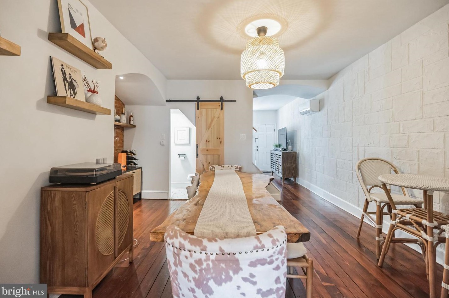 3431 Crawford St, Philadelphia PA  19129-1515 exterior