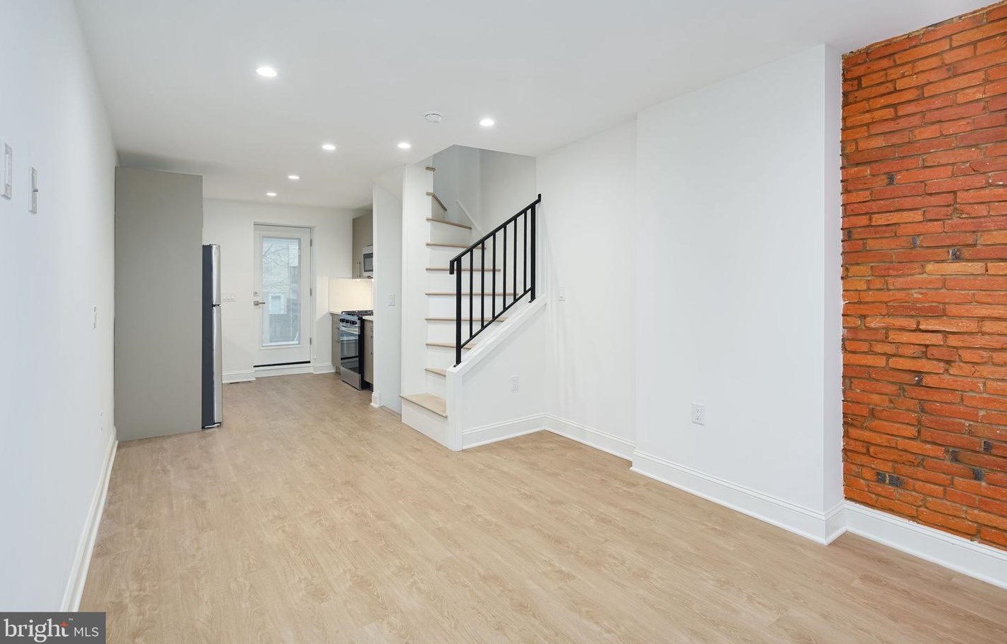 1240 N Howard St, Philadelphia, PA 19122