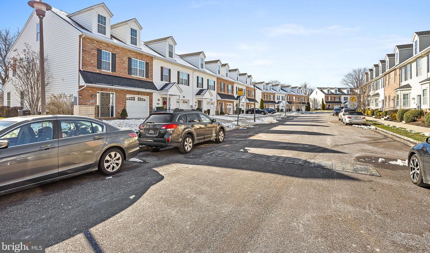 4430 Riverview Ln, Philadelphia, PA