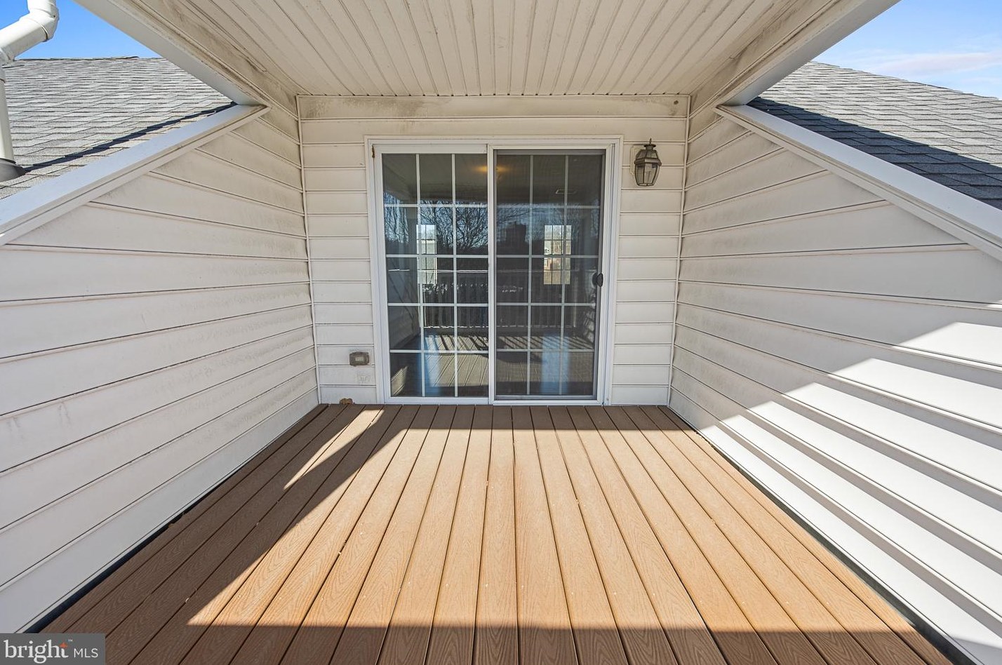 4430 Riverview Ln, Philadelphia PA  exterior