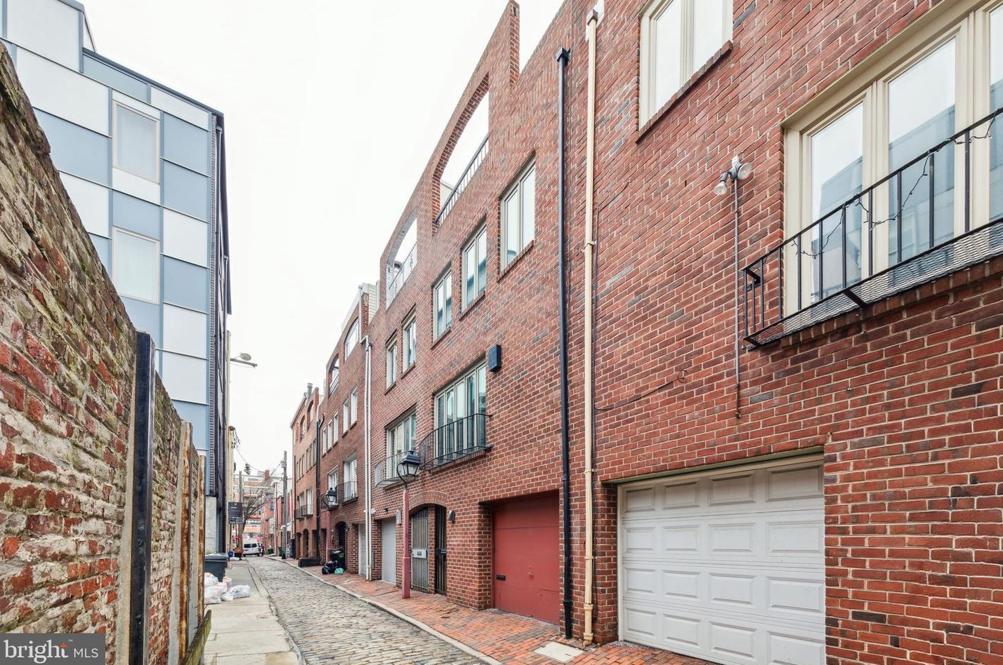 103 Naudain St, Philadelphia, PA 19147-2406