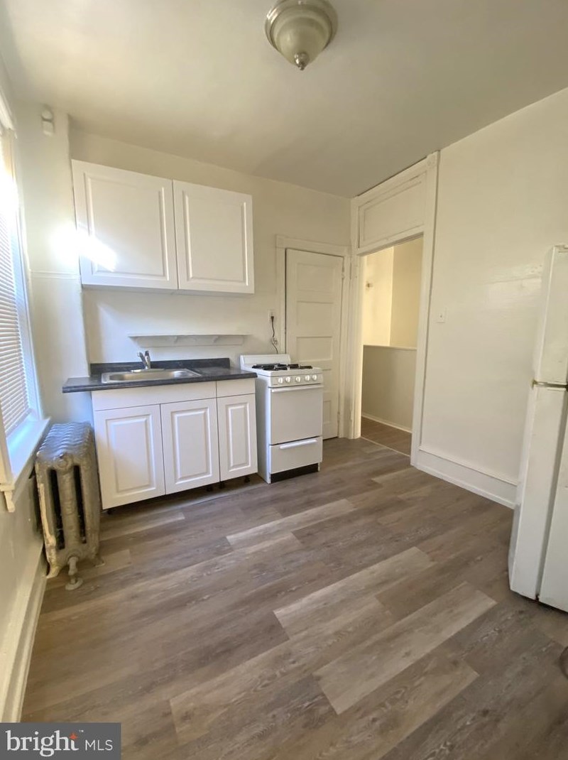 5033 Walnut St, Philadelphia PA 19139-4250 exterior