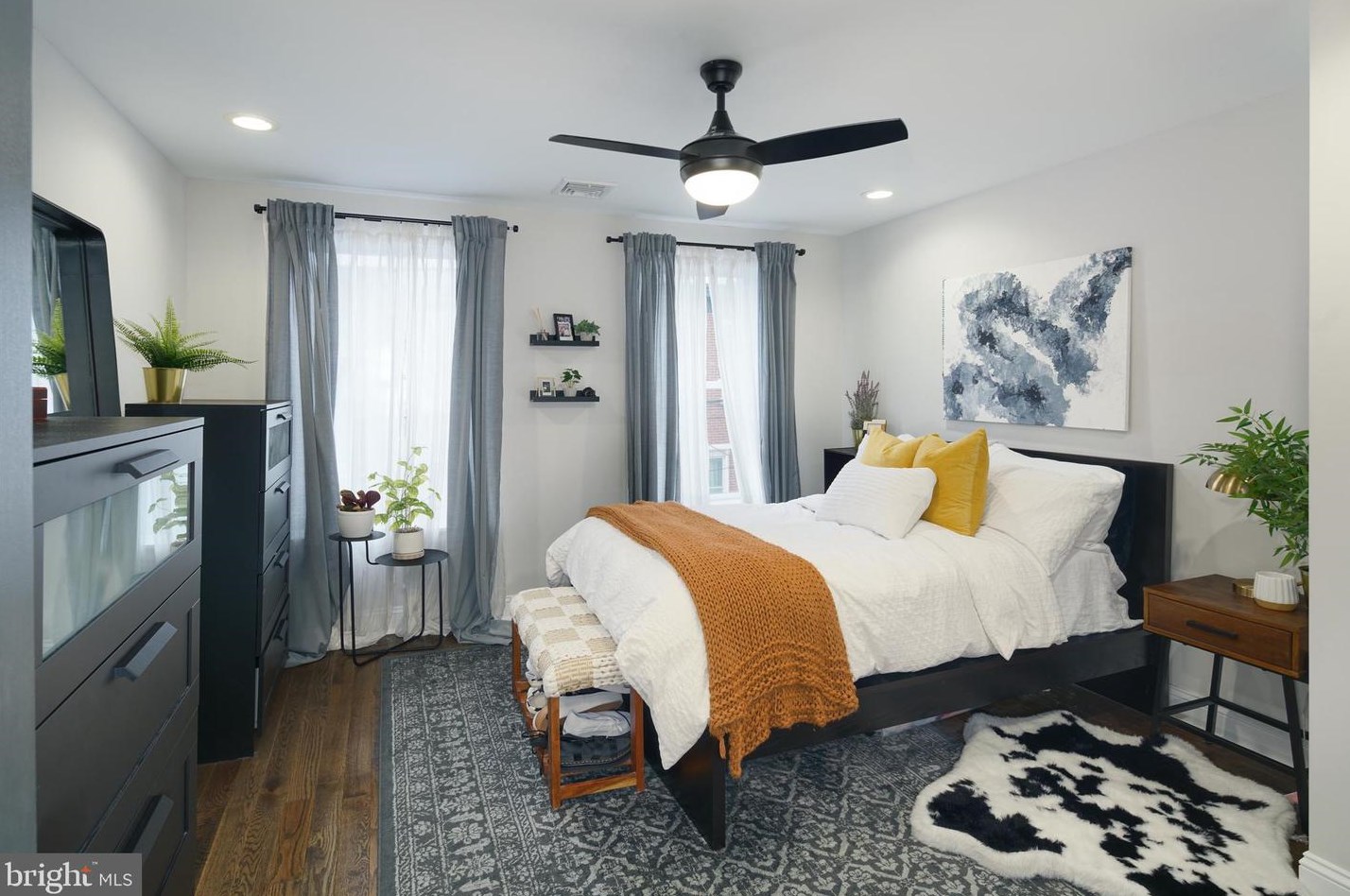 409 Hoffman St, Philadelphia PA  19148-2520 exterior