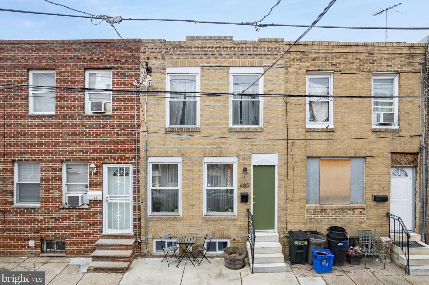 409 Hoffman St, Philadelphia PA  19148-2520 exterior