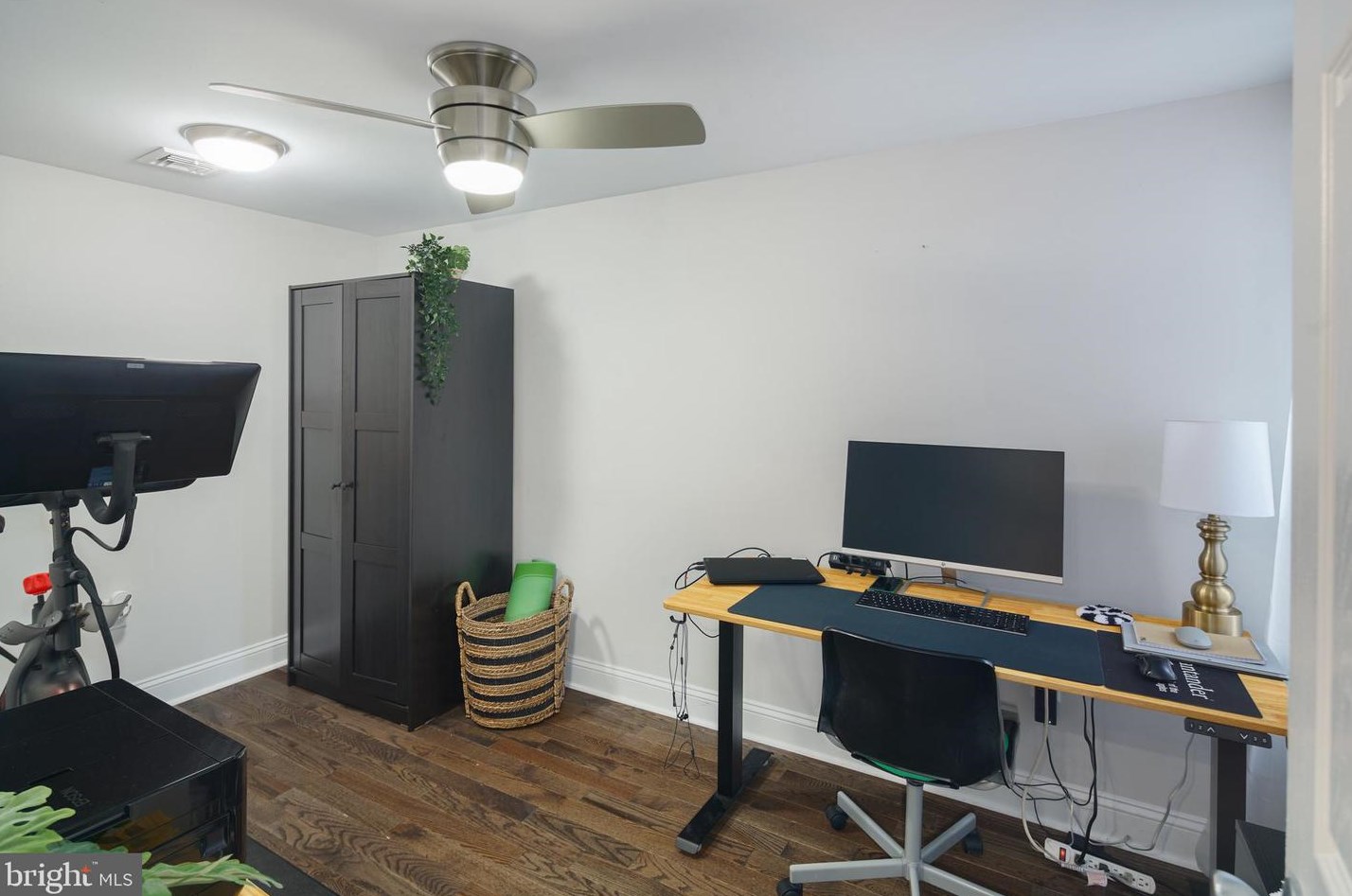 409 Hoffman St, Philadelphia PA  19148-2520 exterior