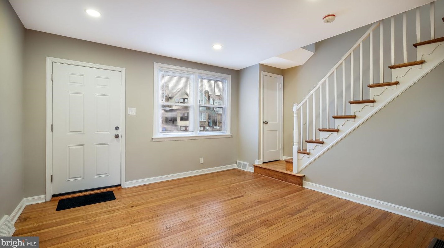 3902 L St, Philadelphia PA  19124-5515 exterior