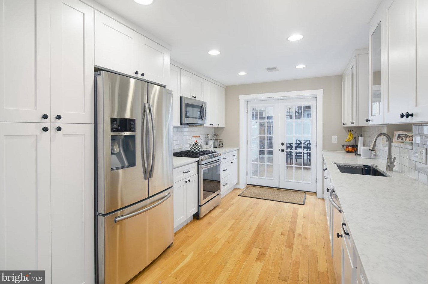 1116 Morris St, Philadelphia PA  19148-1140 exterior