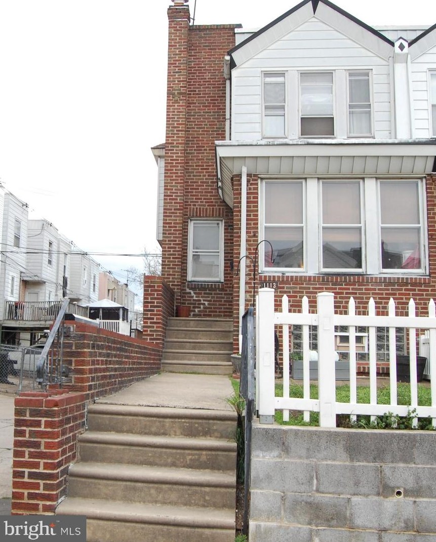 1113 Brill St, Philadelphia, PA 19124-1116