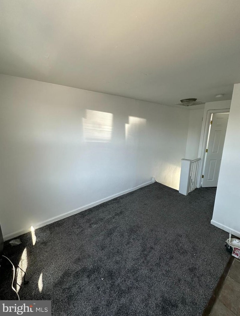 2078 Fraley St, Philadelphia, PA 19124-1602