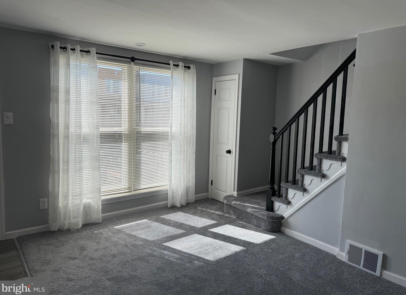 619 Sanger St, Philadelphia PA 19120-1721 exterior