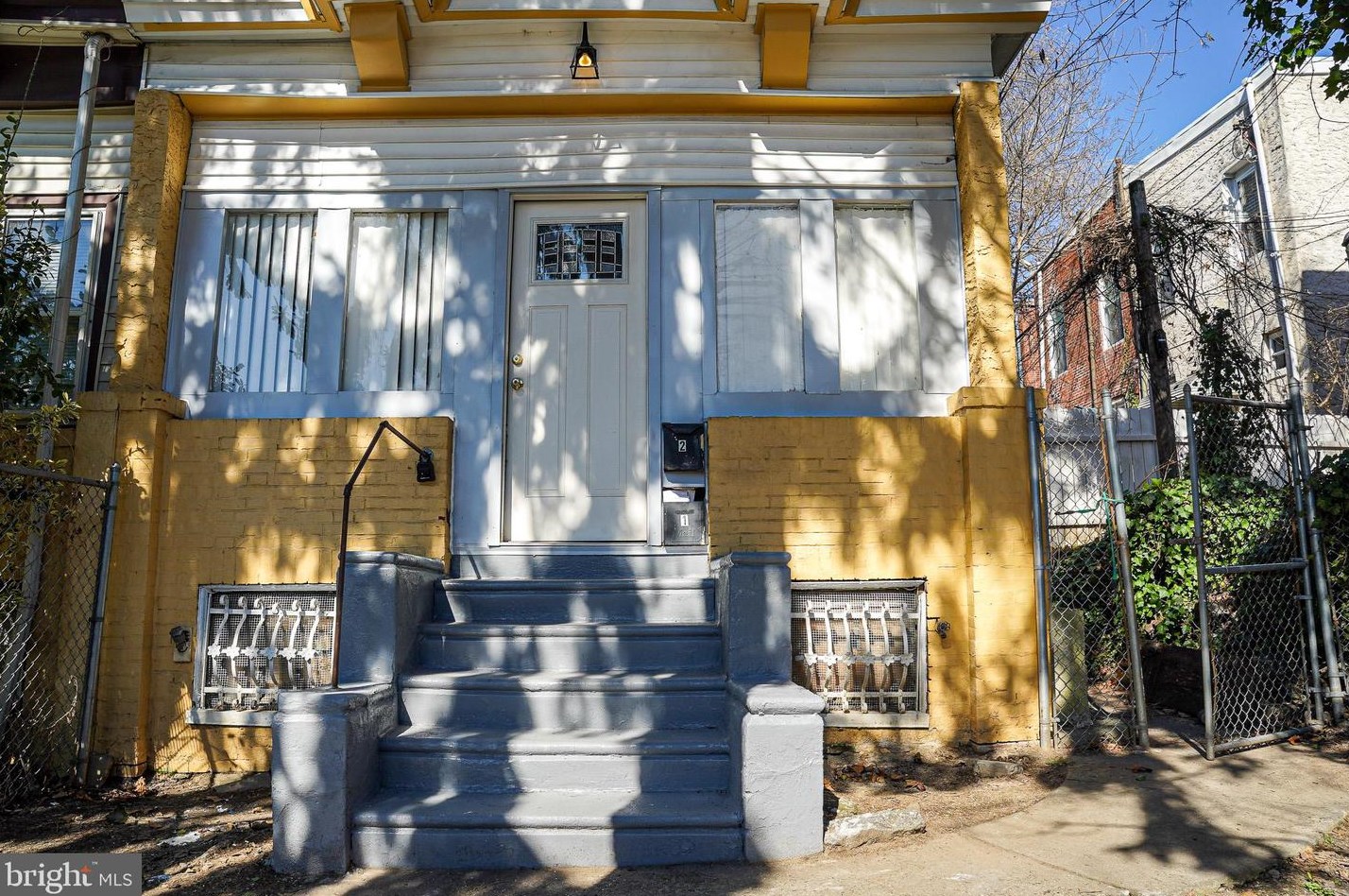 5807 Pentridge St, Philadelphia, PA 19143-4531