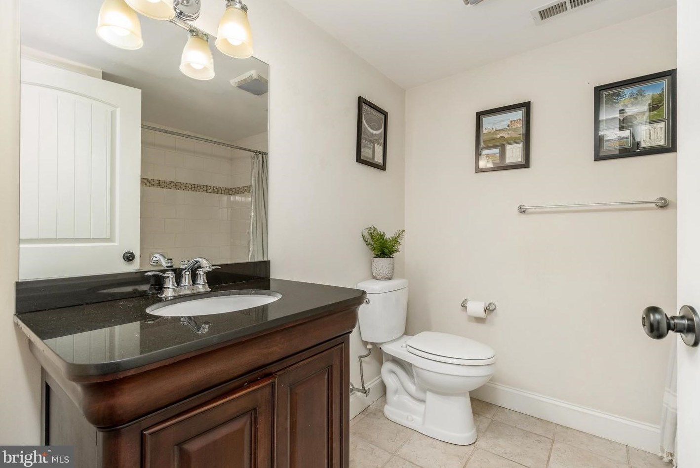 270 Delmar St, Philadelphia PA 19128-4502 exterior