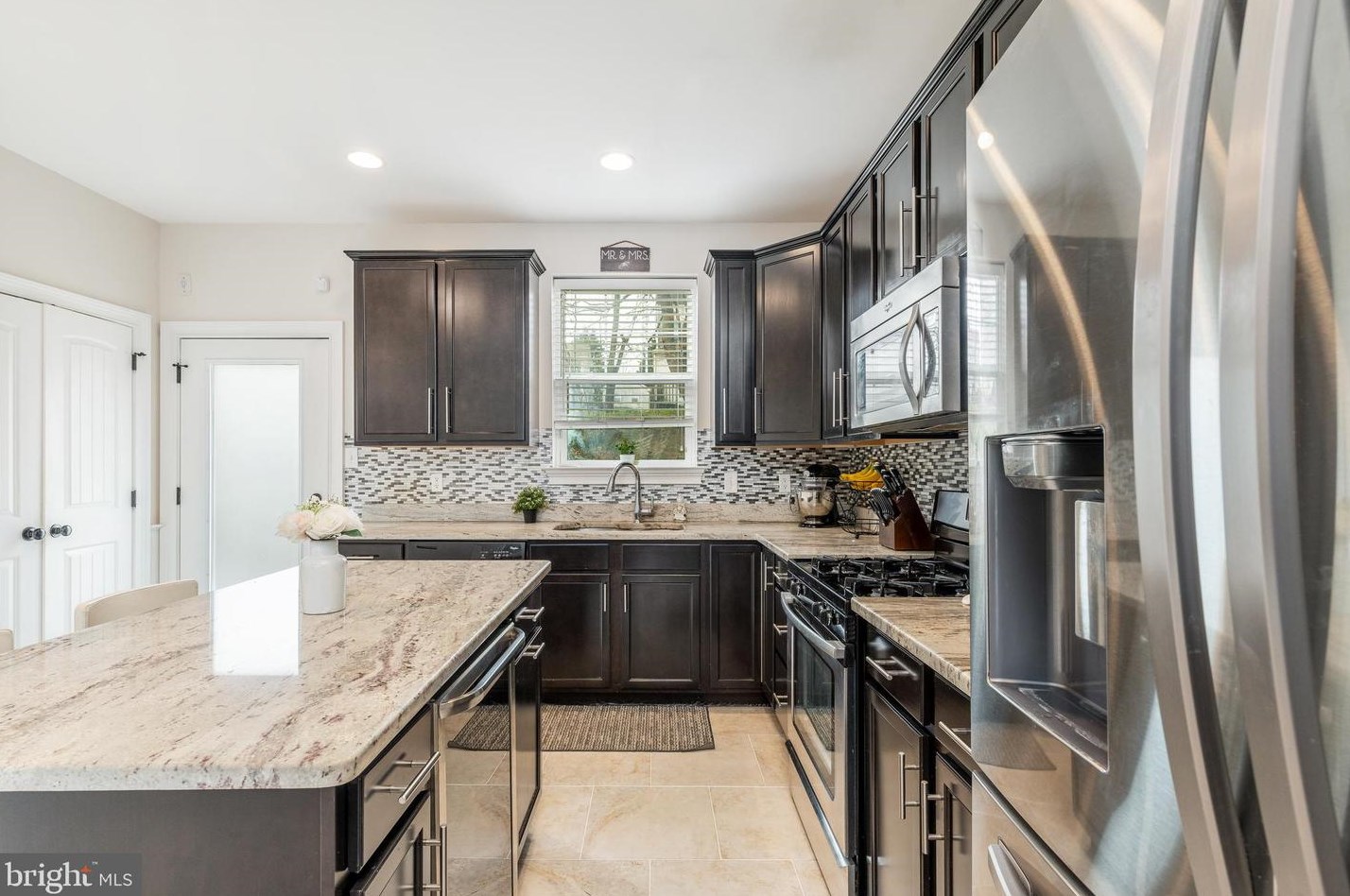 270 Delmar St, Philadelphia PA 19128-4502 exterior