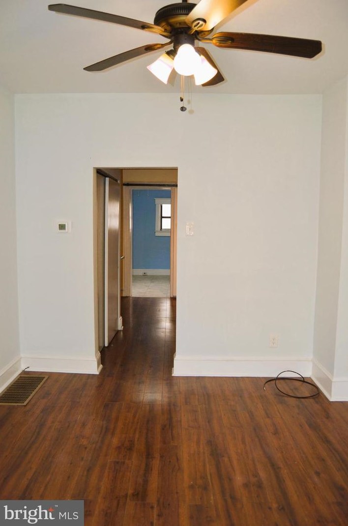 7129 Edmund St, Philadelphia PA  19135-1301 exterior