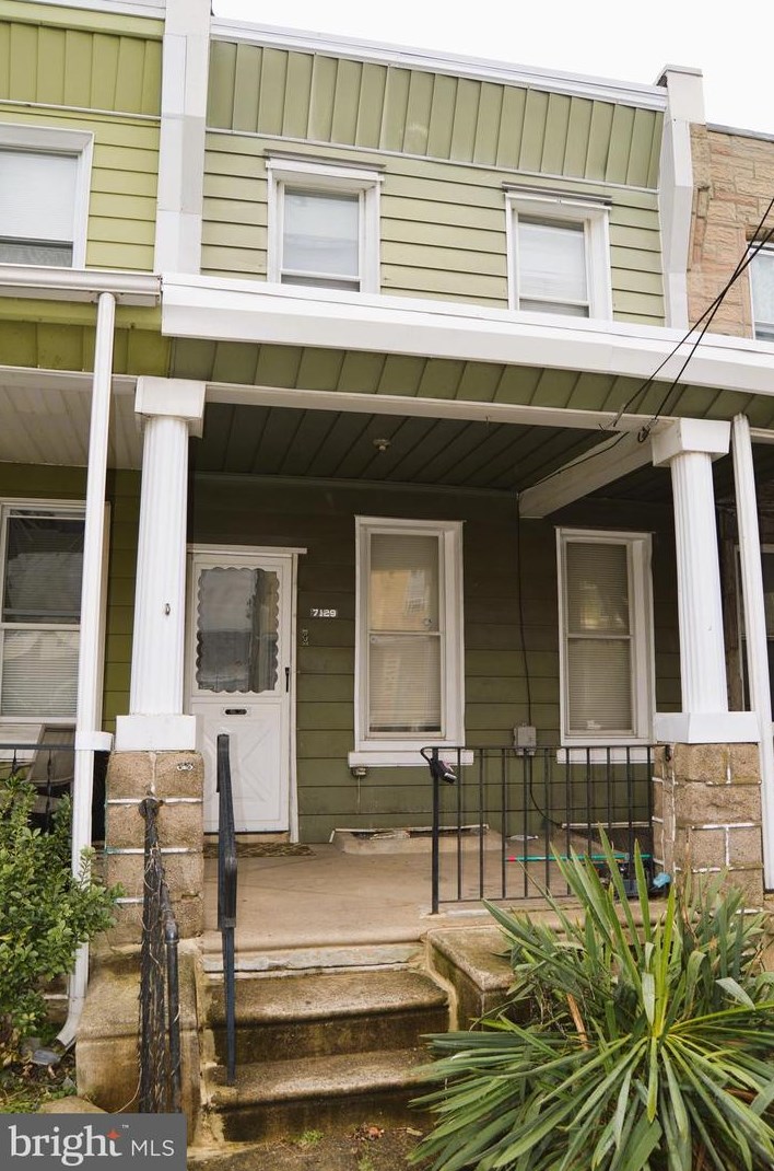 7129 Edmund St, Philadelphia PA  19135-1301 exterior
