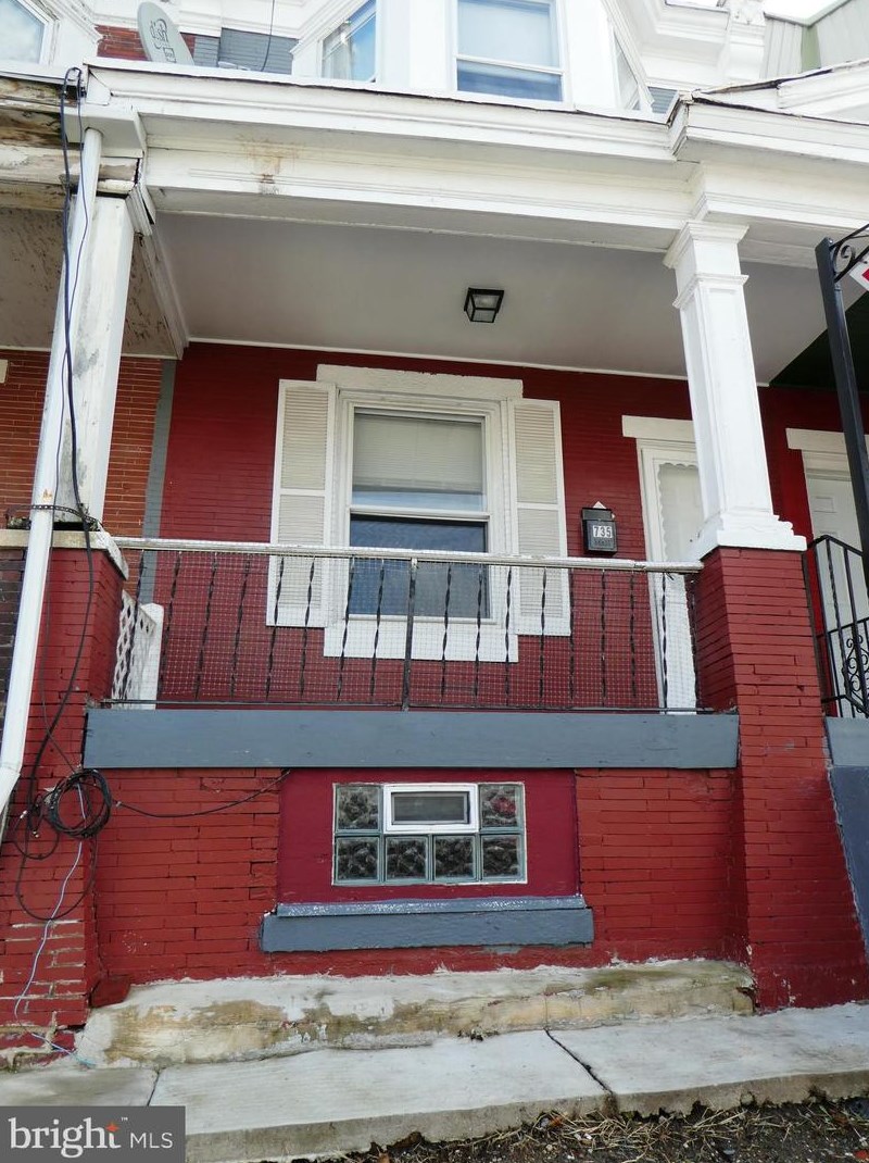 735 Alden St, Philadelphia, PA 19143-2726