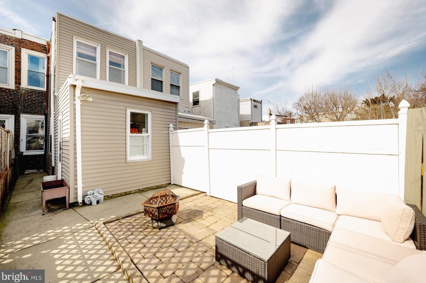 2519 Boston St, Philadelphia PA  19125-3010 exterior