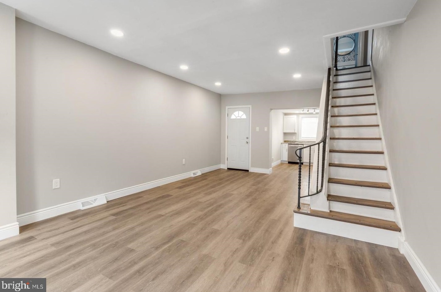 319 Tree St, Philadelphia, PA 19148